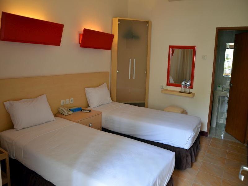Mansinam Beach Resort WEST PAPUA Bagian luar foto